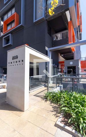 Apartamento à venda com 70m², 1 quarto e 1 vaga Apartamento à venda com 70m², 1 quarto e 1 vagaFachada e portaria