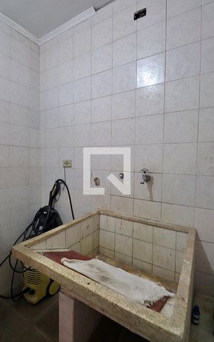 Casa para alugar com 240m², 3 quartos e 3 vagasÁrea de Serviço