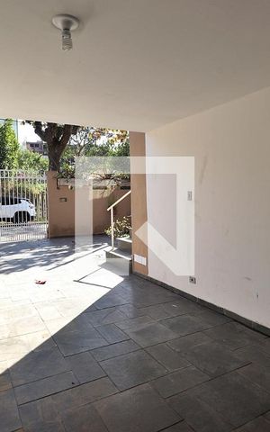 Casa para alugar com 240m², 3 quartos e 3 vagasGaragem