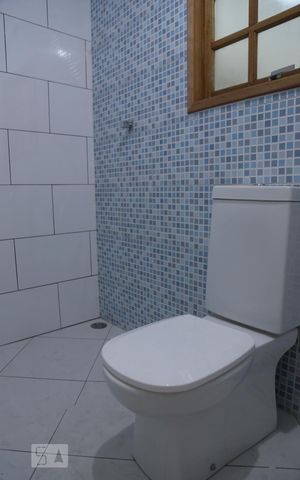 Casa para alugar com 100m², 2 quartos e 1 vagaBanheiro