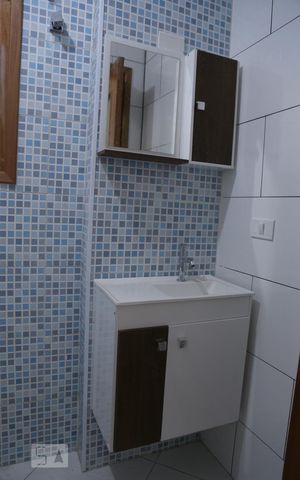 Casa para alugar com 100m², 2 quartos e 1 vagaBanheiro