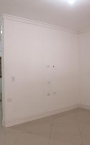 Casa para alugar com 100m², 2 quartos e 1 vagaSala