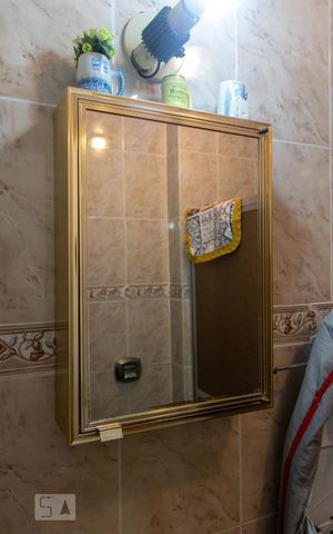 Apartamento à venda com 180m², 4 quartos e 1 vaga Apartamento à venda com 180m², 4 quartos e 1 vaga1º Andar - Banheiro Social