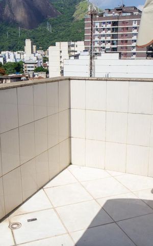 Apartamento à venda com 180m², 4 quartos e 1 vaga Apartamento à venda com 180m², 4 quartos e 1 vaga2º Andar - Varanda do Quarto 1