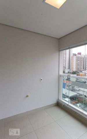 Apartamento para alugar com 43m², 1 quarto e 2 vagas Apartamento para alugar com 43m², 1 quarto e 2 vagasSacada