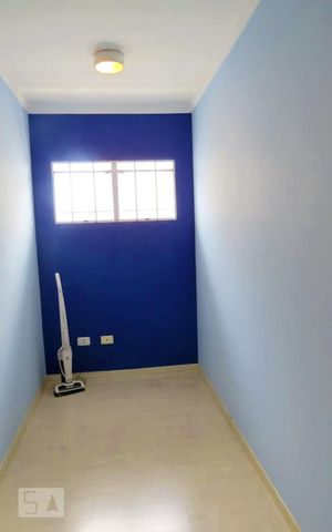 Casa para alugar com 350m², 4 quartos e 3 vagas Casa para alugar com 350m², 4 quartos e 3 vagasQuarto de Serviço