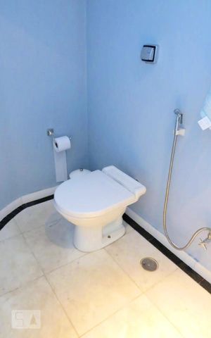 Casa para alugar com 350m², 4 quartos e 3 vagas Casa para alugar com 350m², 4 quartos e 3 vagasLavabo