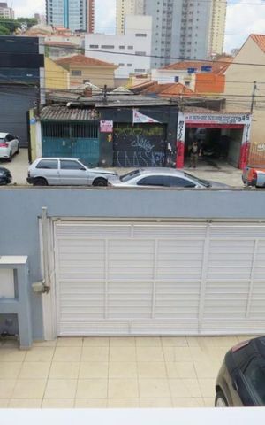 Casa para alugar com 350m², 4 quartos e 3 vagas Casa para alugar com 350m², 4 quartos e 3 vagasVista