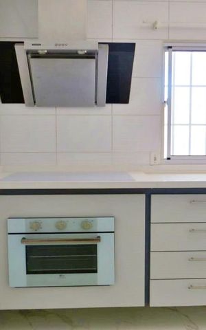 Casa para alugar com 350m², 4 quartos e 3 vagas Casa para alugar com 350m², 4 quartos e 3 vagasCozinha