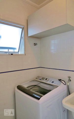 Casa para alugar com 350m², 4 quartos e 3 vagas Casa para alugar com 350m², 4 quartos e 3 vagasÁrea de Serviço