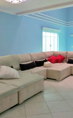 Casa para alugar com 350m², 4 quartos e 3 vagas Casa para alugar com 350m², 4 quartos e 3 vagasSala de TV