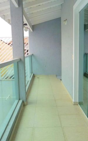 Casa para alugar com 350m², 4 quartos e 3 vagas Casa para alugar com 350m², 4 quartos e 3 vagasVaranda