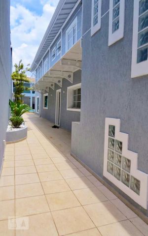 Casa para alugar com 350m², 4 quartos e 3 vagas Casa para alugar com 350m², 4 quartos e 3 vagasÁrea Externa