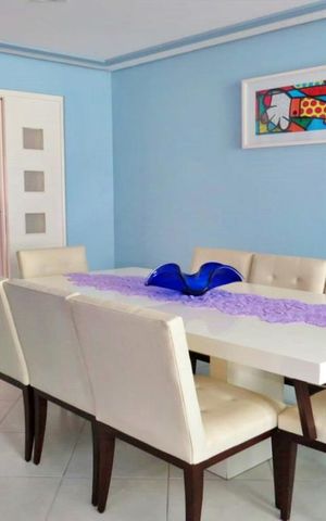 Casa para alugar com 350m², 4 quartos e 3 vagas Casa para alugar com 350m², 4 quartos e 3 vagasSala de Jantar