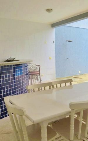 Casa para alugar com 350m², 4 quartos e 3 vagas Casa para alugar com 350m², 4 quartos e 3 vagasChurrasqueira