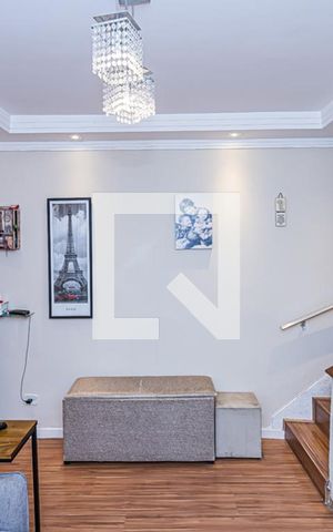Casa à venda com 120m², 2 quartos e 1 vaga Casa à venda com 120m², 2 quartos e 1 vagaSala