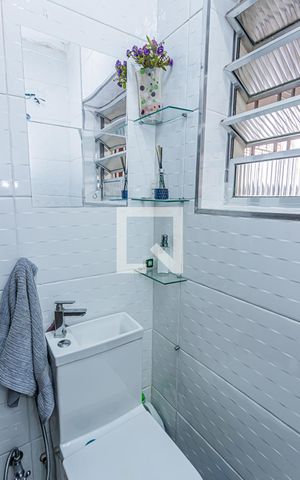 Casa à venda com 120m², 2 quartos e 1 vaga Casa à venda com 120m², 2 quartos e 1 vagaLavabo