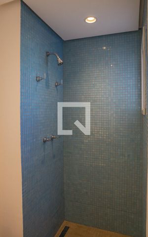 Apartamento à venda com 132m², 3 quartos e 3 vagas Apartamento à venda com 132m², 3 quartos e 3 vagasBanheiro da Suíte 2