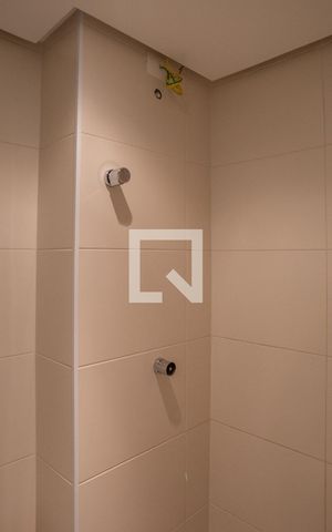 Apartamento à venda com 132m², 3 quartos e 3 vagas Apartamento à venda com 132m², 3 quartos e 3 vagasBanheiro de serviço