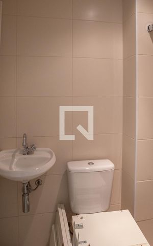 Apartamento à venda com 132m², 3 quartos e 3 vagas Apartamento à venda com 132m², 3 quartos e 3 vagasBanheiro de serviço