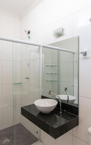 Casa para alugar com 85m², 3 quartos e 1 vaga Casa para alugar com 85m², 3 quartos e 1 vagaBanheiro