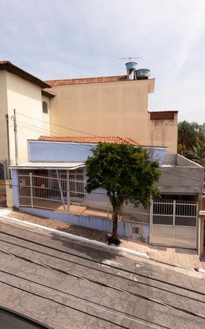 Casa à venda com 159m², 2 quartos e 3 vagas Casa à venda com 159m², 2 quartos e 3 vagasVista do quarto 2