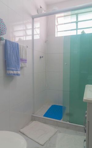 Casa à venda com 100m², 2 quartos e 1 vagaBanheiro