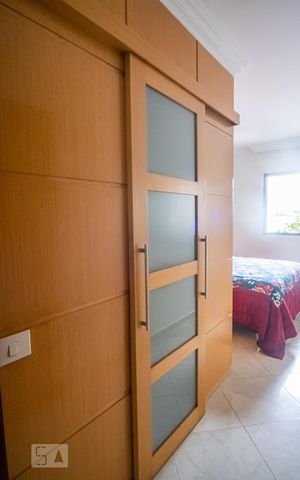 Apartamento à venda com 212m², 4 quartos e 3 vagas Apartamento à venda com 212m², 4 quartos e 3 vagasSuíte