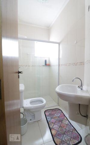 Casa à venda com 145m², 3 quartos e 5 vagas Casa à venda com 145m², 3 quartos e 5 vagasBanheiro Social
