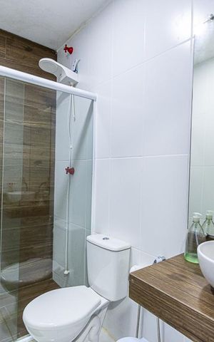 Casa à venda com 200m², 7 quartos e 1 vaga Casa à venda com 200m², 7 quartos e 1 vagaBanheiro 1