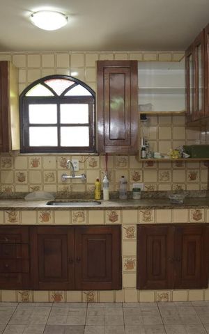 Casa de condomínio à venda com 339m², 4 quartos e 3 vagasCozinha