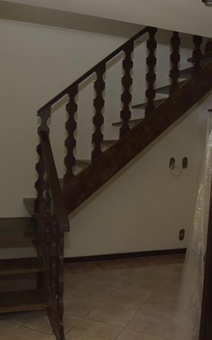 Casa de condomínio à venda com 339m², 4 quartos e 3 vagasSala