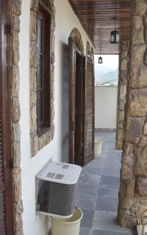 Casa de condomínio à venda com 339m², 4 quartos e 3 vagasVaranda do Quarto 2 e suíte