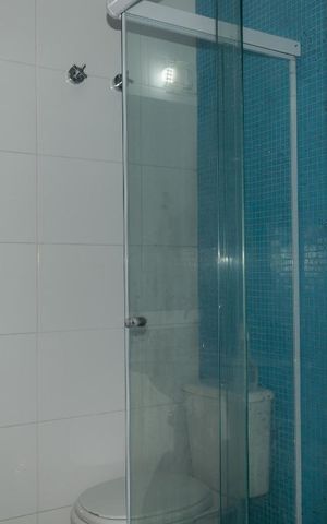 Casa de condomínio à venda com 135m², 2 quartos e 2 vagas Casa de condomínio à venda com 135m², 2 quartos e 2 vagasBanheiro da Suíte 1