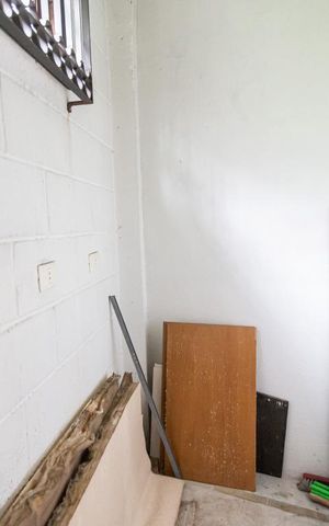 Casa à venda com 149m², 3 quartos e 8 vagasDispensa