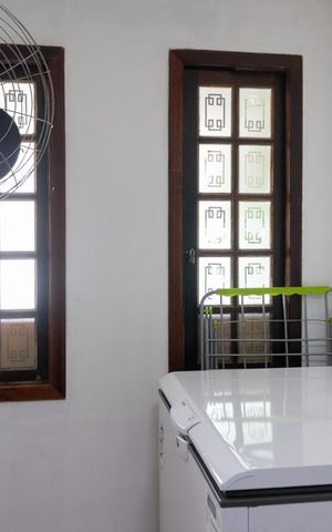 Casa à venda com 200m², 3 quartos e 2 vagas Casa à venda com 200m², 3 quartos e 2 vagasDispensa