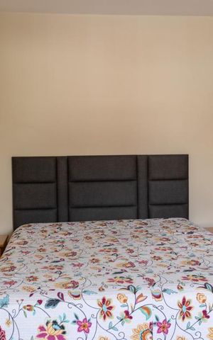 Casa à venda com 200m², 3 quartos e 2 vagas Casa à venda com 200m², 3 quartos e 2 vagasQuarto 1