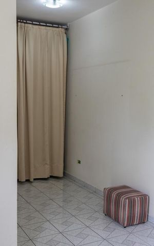 Casa à venda com 200m², 3 quartos e 2 vagas Casa à venda com 200m², 3 quartos e 2 vagasQuarto 3