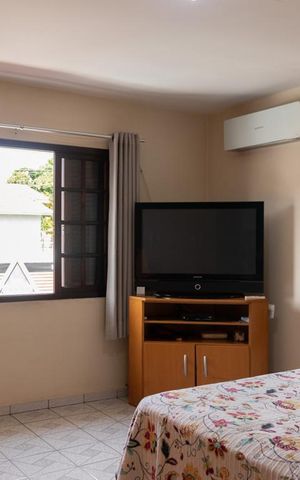 Casa à venda com 200m², 3 quartos e 2 vagas Casa à venda com 200m², 3 quartos e 2 vagasQuarto 1