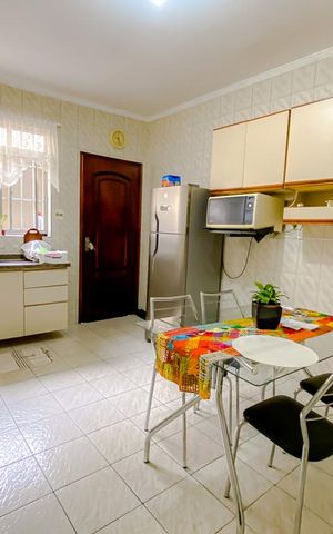 Casa à venda com 120m², 2 quartos e 2 vagasCozinha