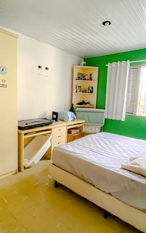 Casa à venda com 120m², 2 quartos e 2 vagasQuarto 1