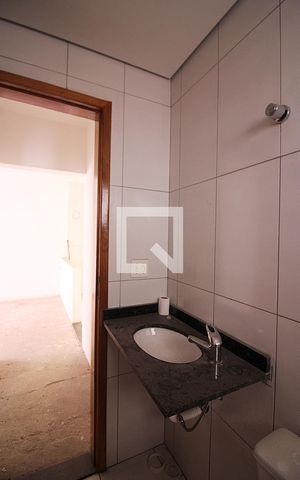 Apartamento à venda com 63m², 2 quartos e 1 vagaBanheiro Social