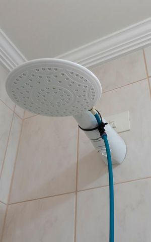 Casa à venda com 150m², 3 quartos e 4 vagas Casa à venda com 150m², 3 quartos e 4 vagasBanheiro - chuveiro