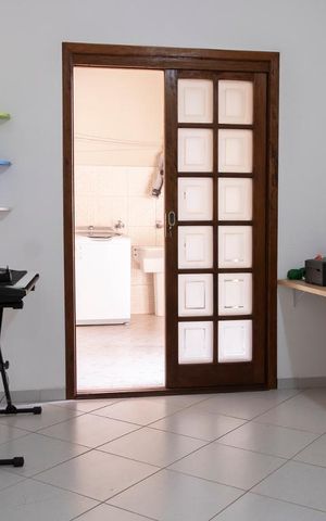Casa à venda com 150m², 3 quartos e 4 vagas Casa à venda com 150m², 3 quartos e 4 vagasQuarto 3