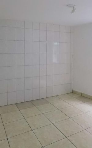 Casa à venda com 60m², 1 quarto e 1 vagaLavanderia