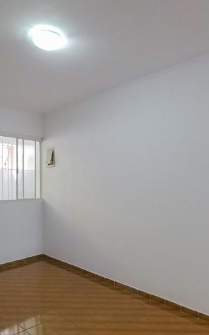 Casa à venda com 60m², 1 quarto e 1 vagaSala