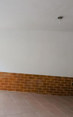 Casa à venda com 60m², 1 quarto e 1 vagaGaragem