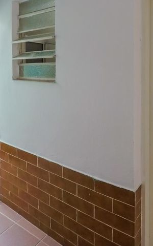 Casa à venda com 60m², 1 quarto e 1 vagaCorredor externo