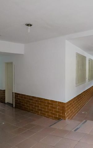 Casa à venda com 60m², 1 quarto e 1 vagaGaragem