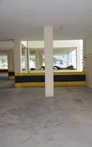 Apartamento à venda com 90m², 3 quartos e sem vagaGaragem